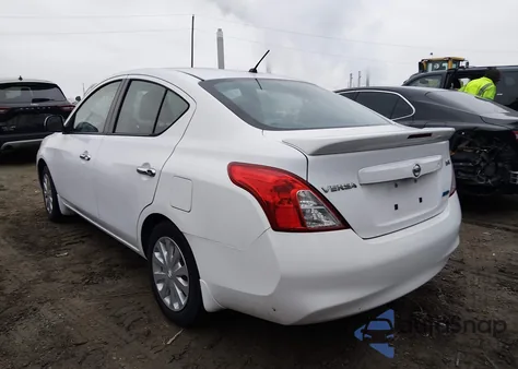 2014 Nissan Versa 1.6 Sv z USA, uszkodzony, nr VIN 3N1CN7AP6EK449060